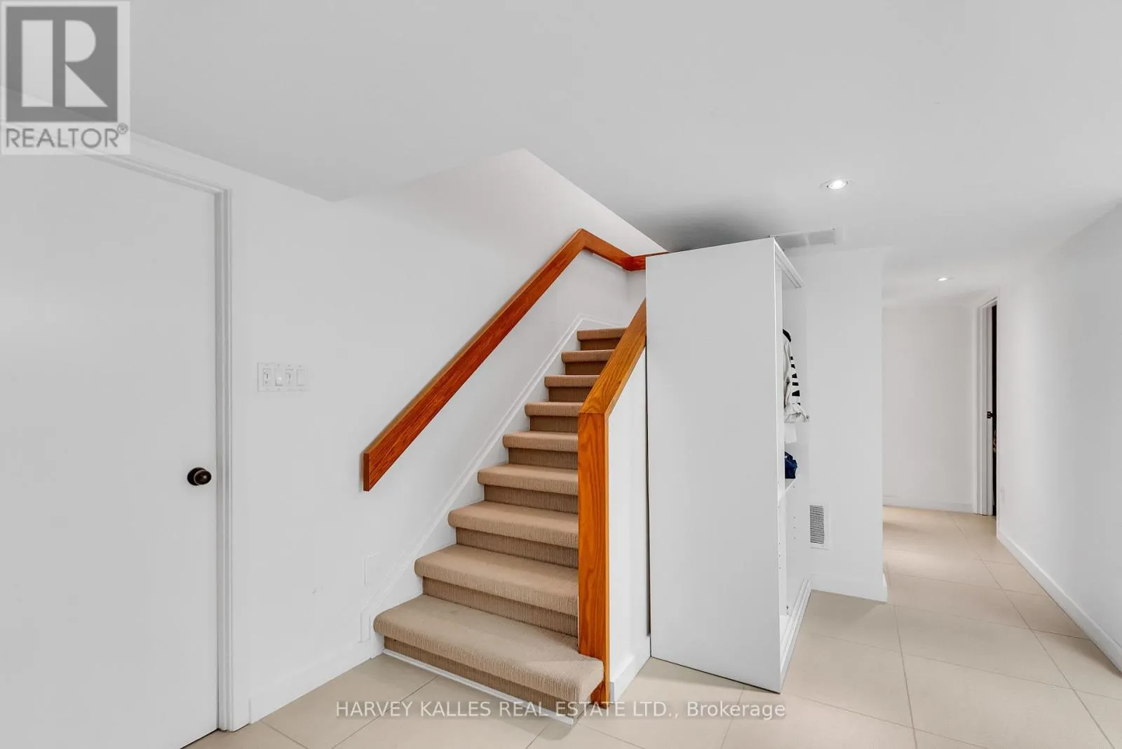 138 ROSEWELL AVENUE