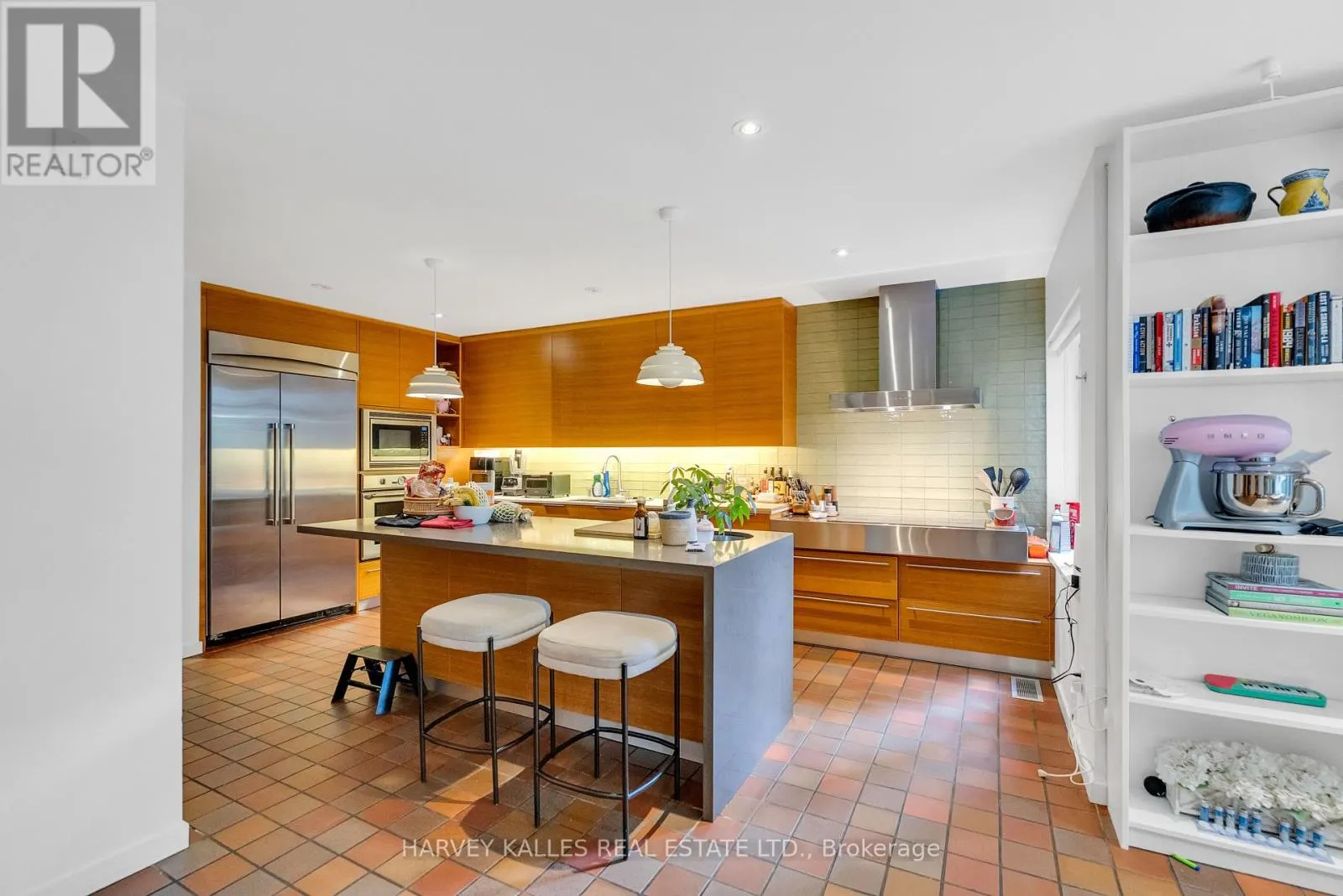 138 ROSEWELL AVENUE