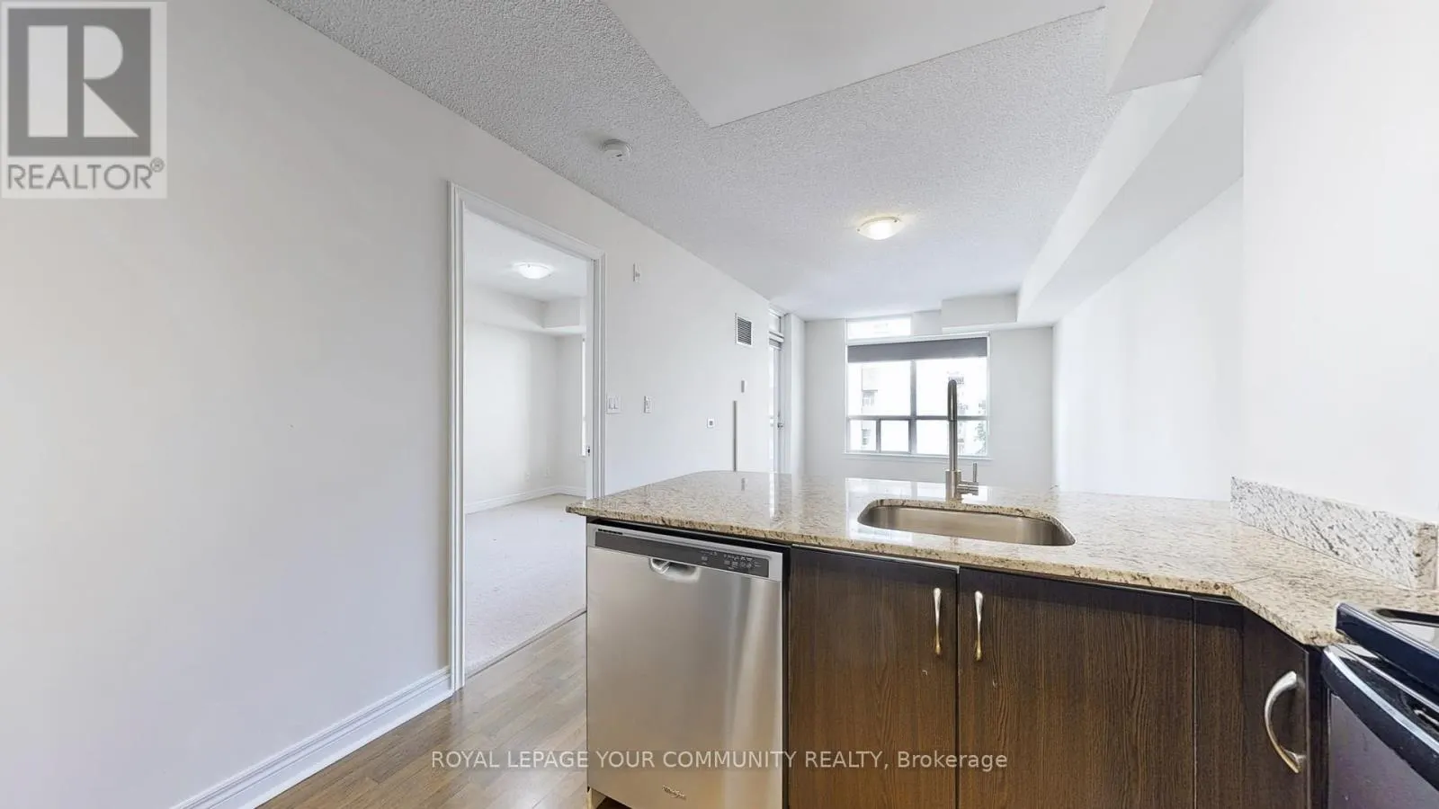 610 - 225 WELLESLEY STREET