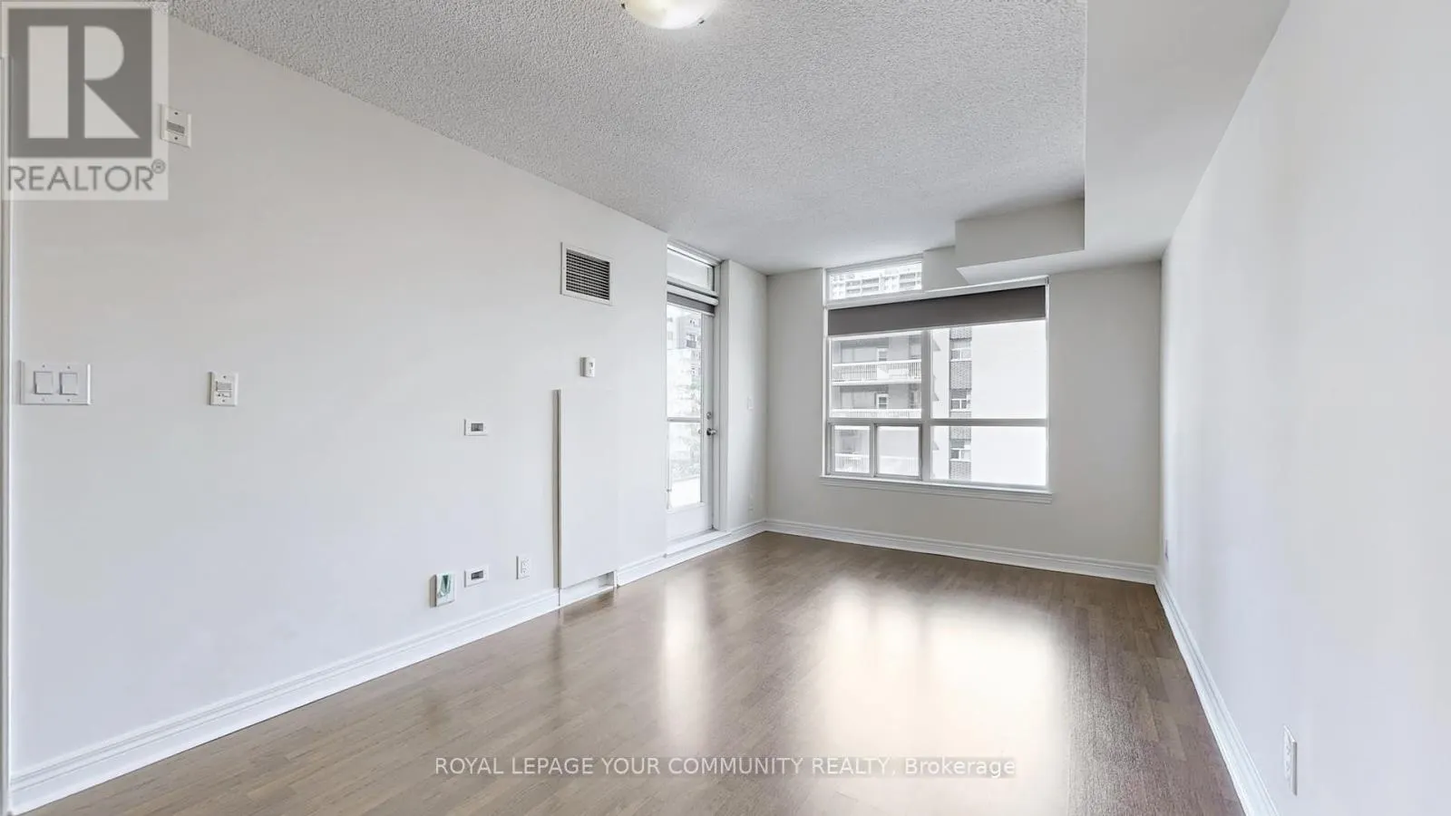 610 - 225 WELLESLEY STREET