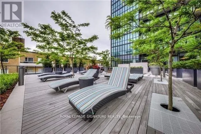 1809 - 101 CHARLES STREET E