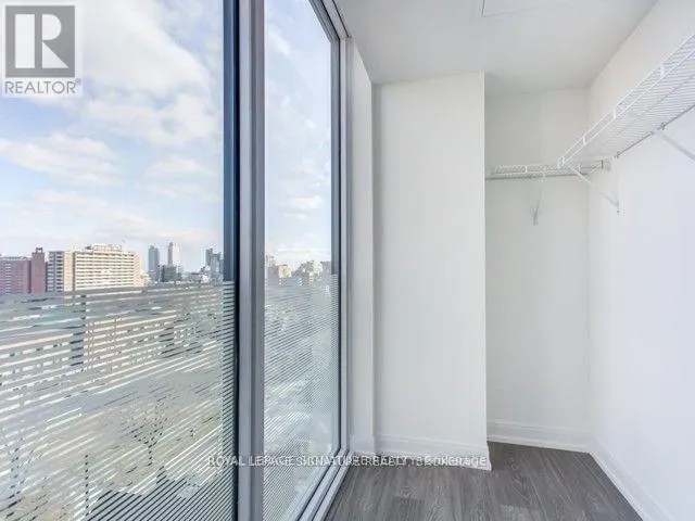 1603 - 181 DUNDAS STREET E