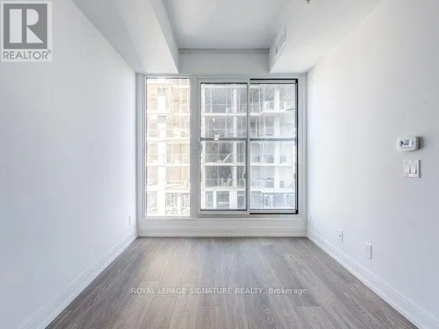 3215 - 181 DUNDAS STREET E