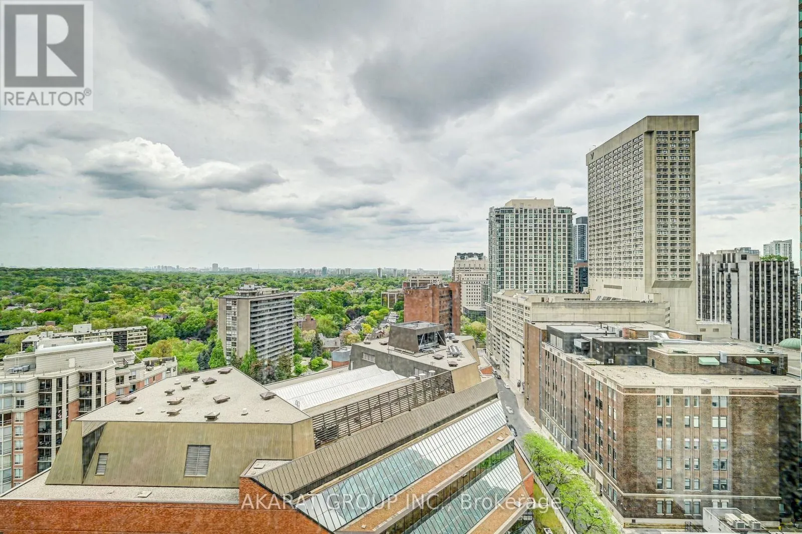 1711 - 1 YORKVILLE AVENUE