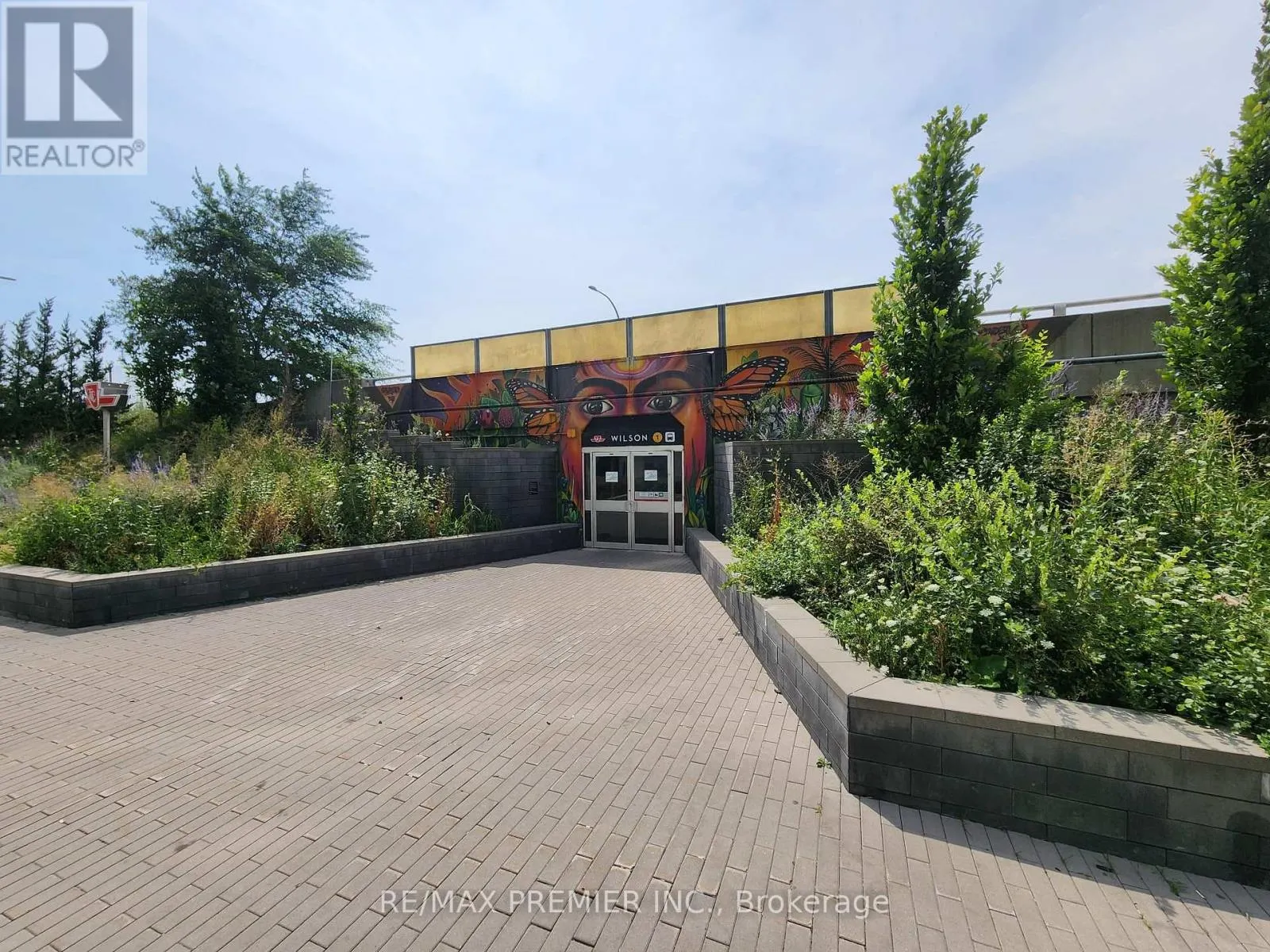 102 - 38 MONTE KWINTER COURT