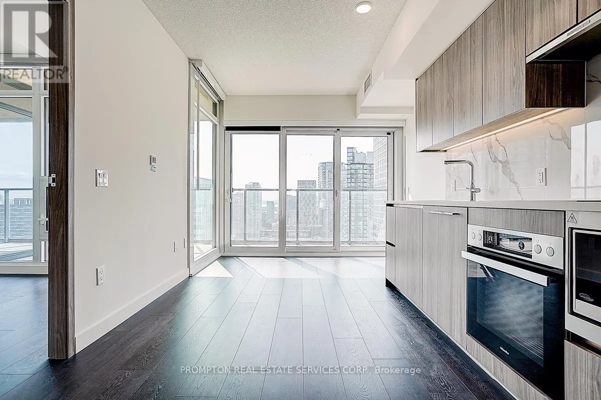 3212 - 3 CONCORD CITYPLACE WAY