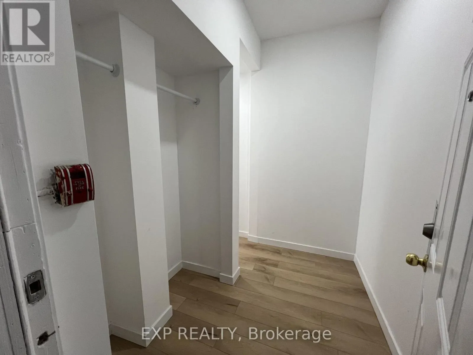 1DL - 100 GREENSIDES AVENUE