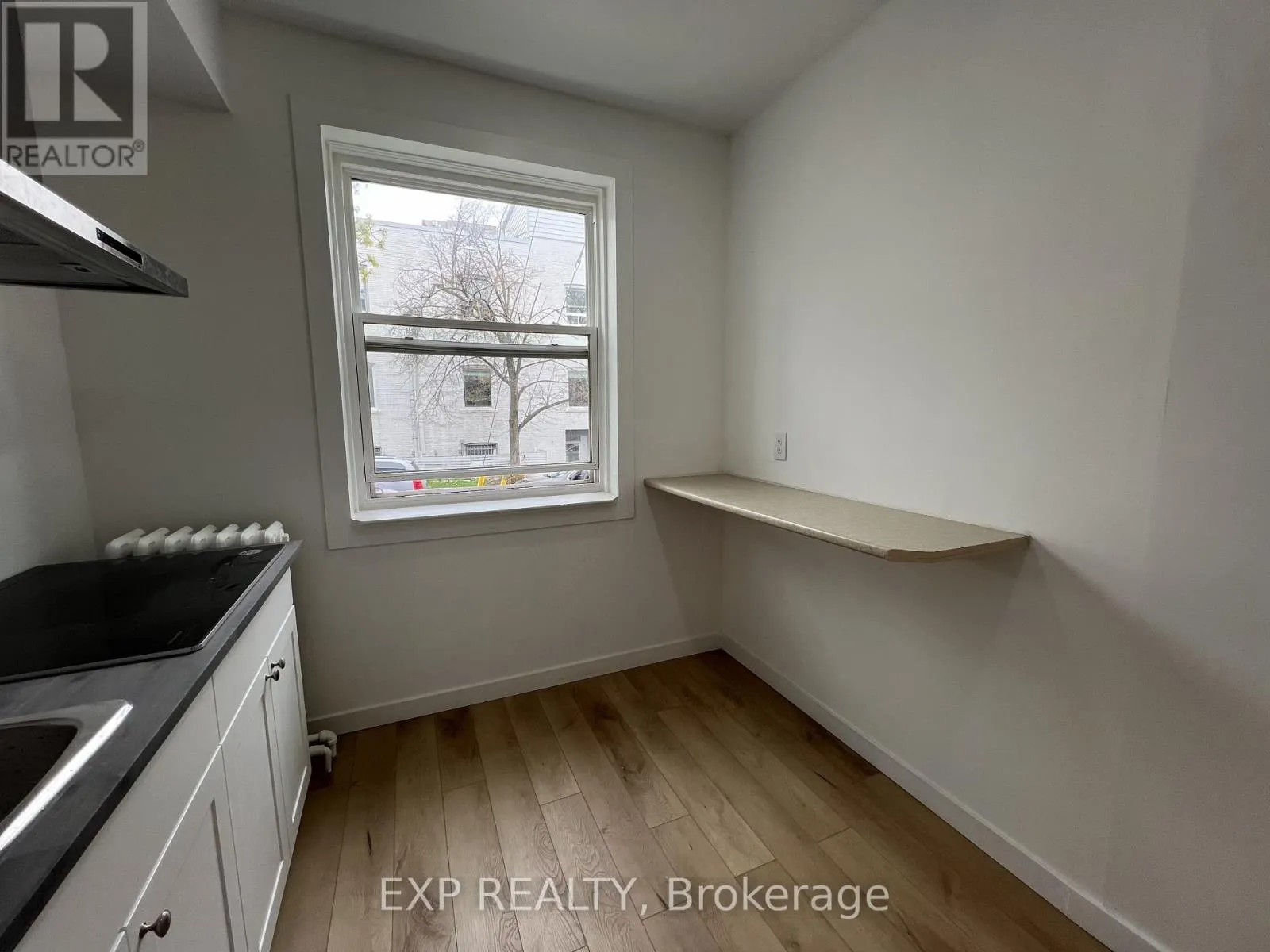 1DL - 100 GREENSIDES AVENUE