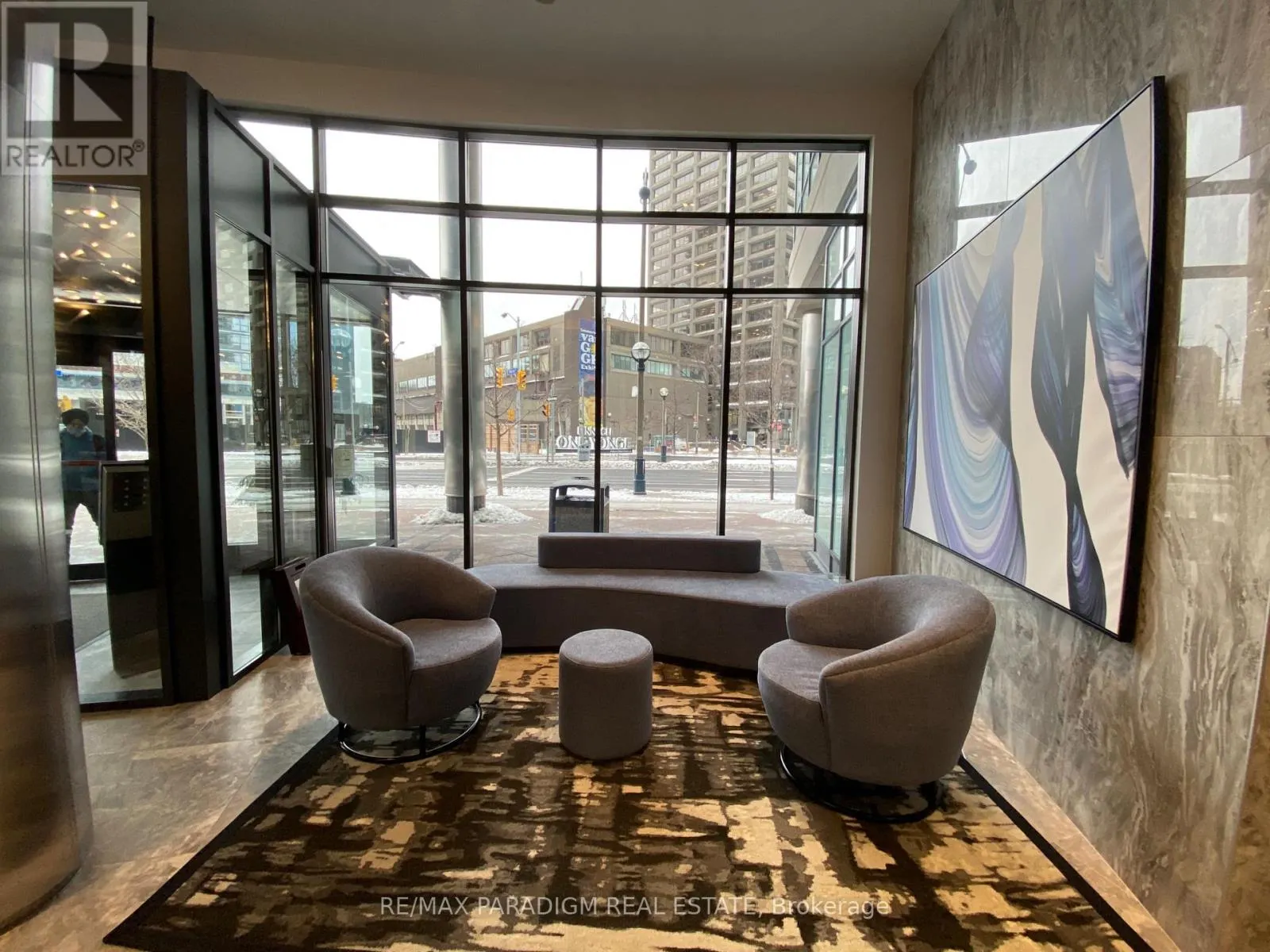 2512 - 16 YONGE STREET
