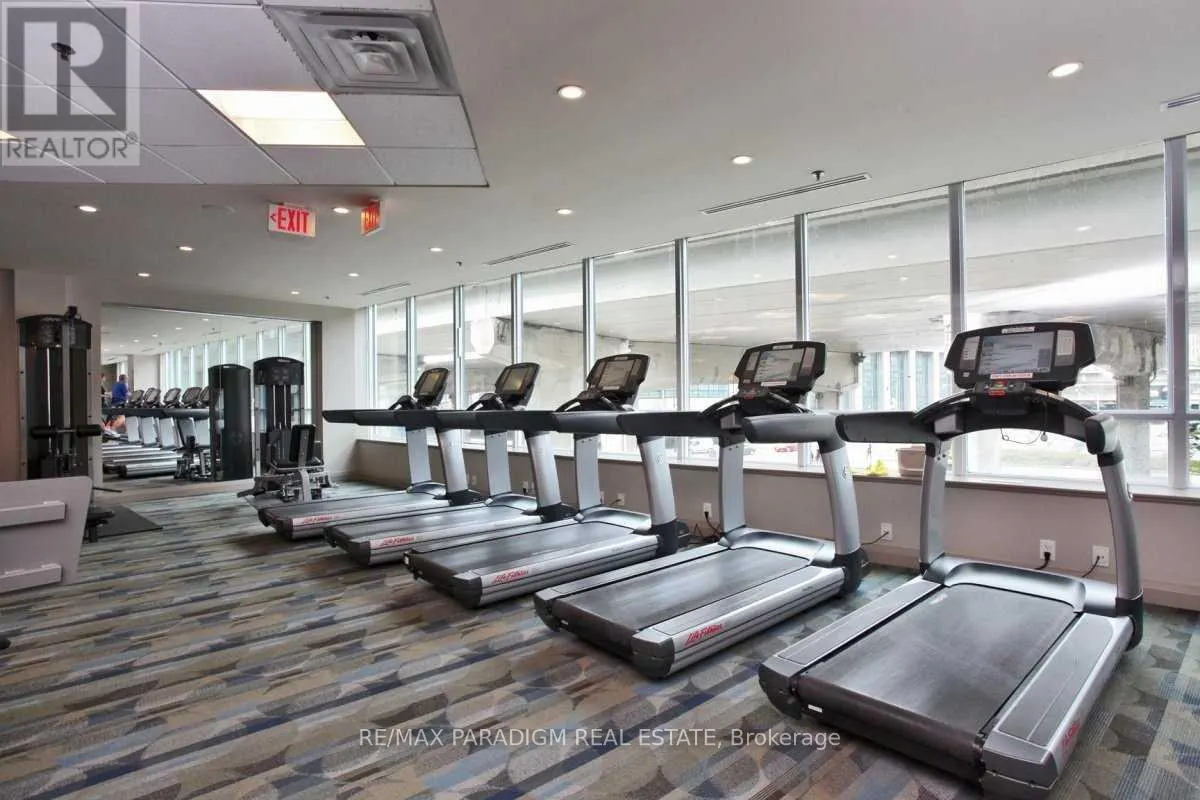 2512 - 16 YONGE STREET