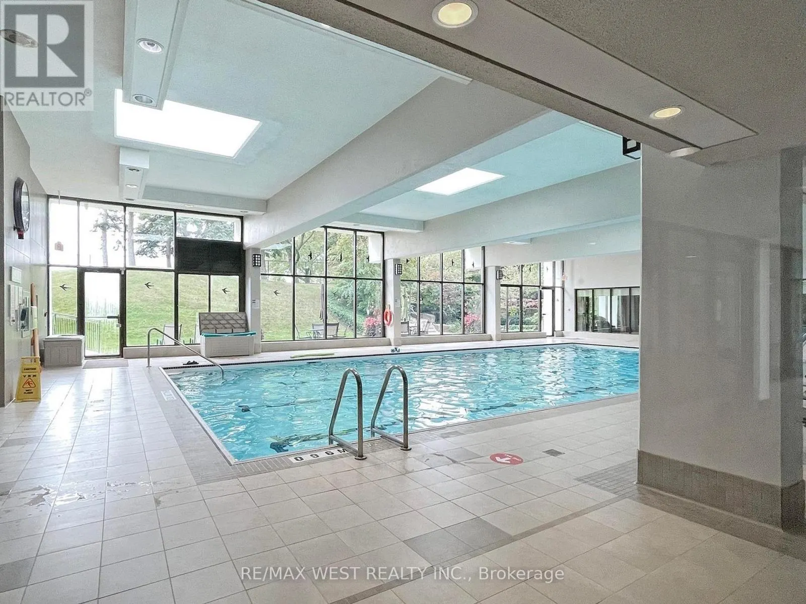 1108 - 1555 FINCH AVENUE E