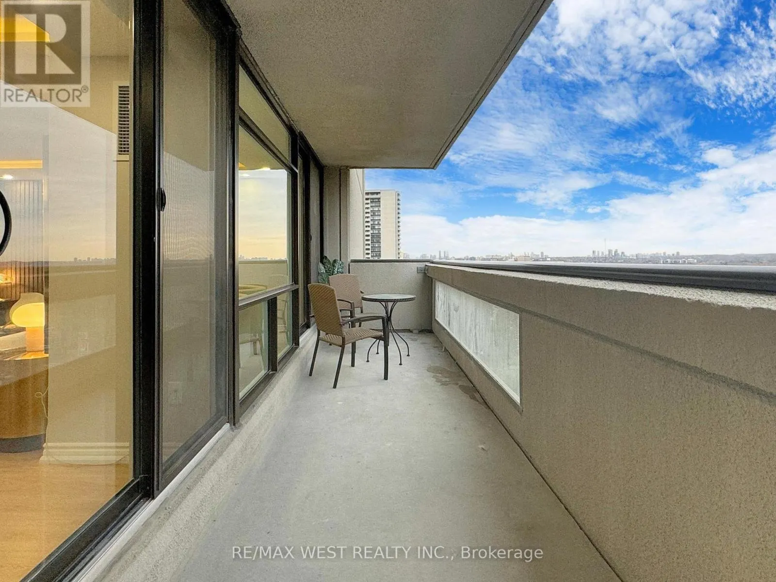 1108 - 1555 FINCH AVENUE E