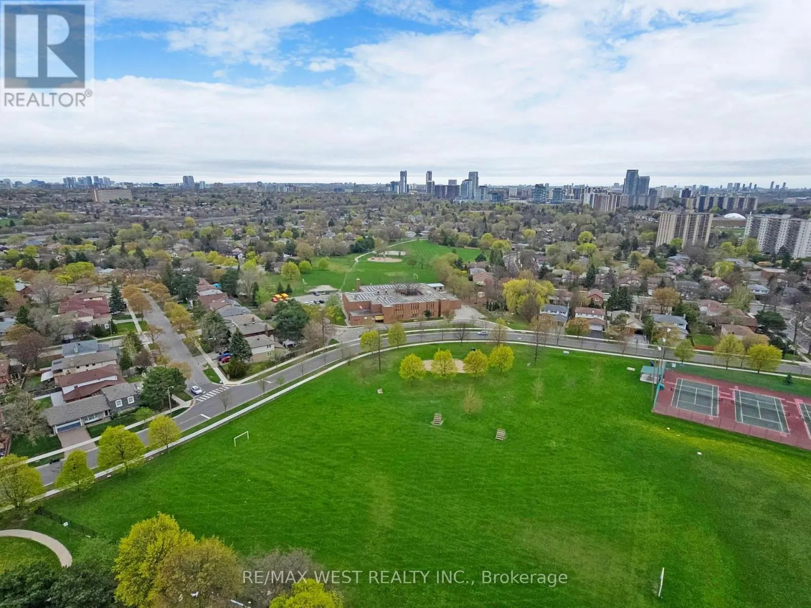 1108 - 1555 FINCH AVENUE E
