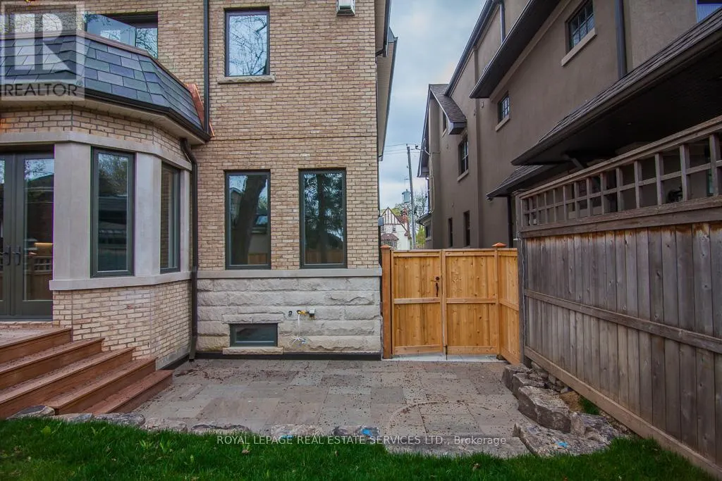 441 ORIOLE PARKWAY