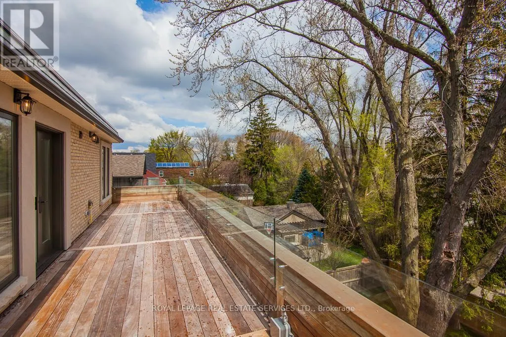 441 ORIOLE PARKWAY