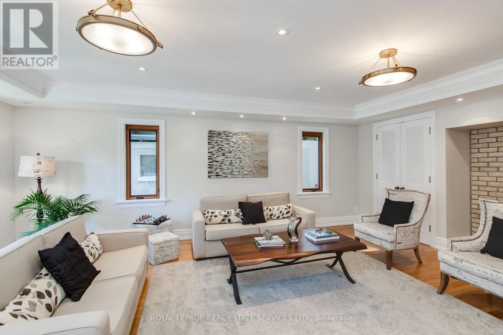 441 ORIOLE PARKWAY