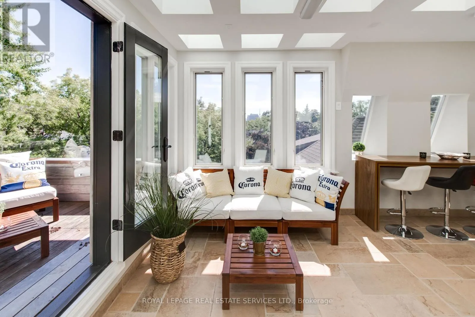 441 ORIOLE PARKWAY