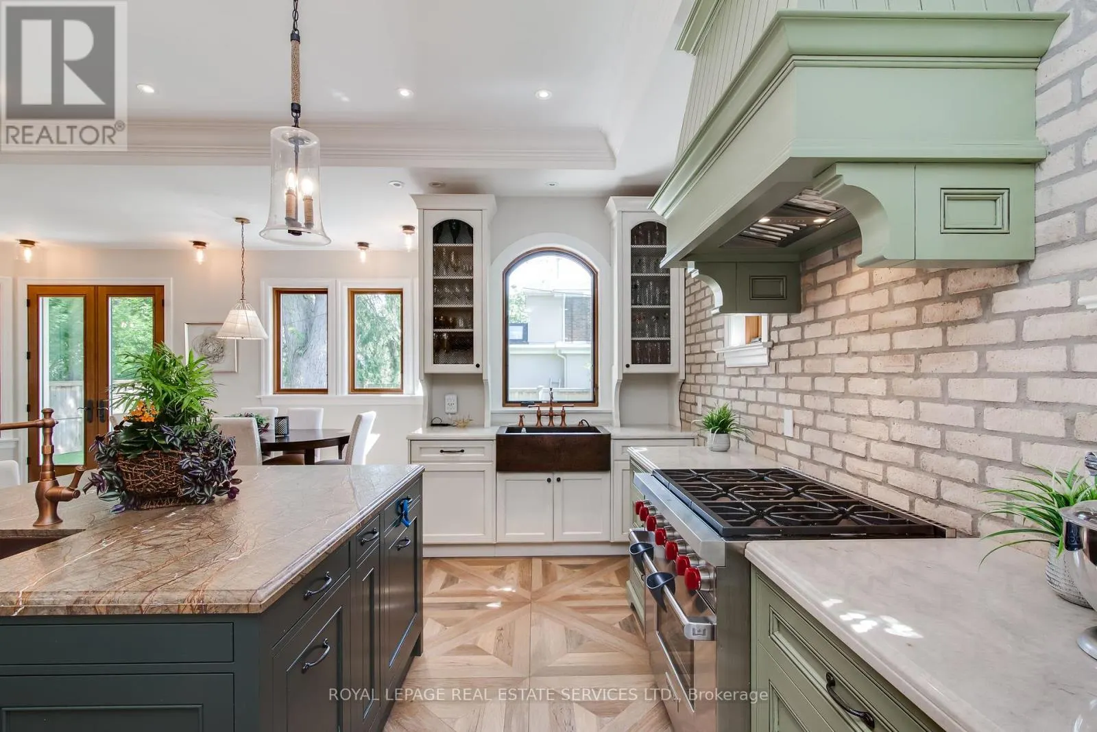 441 ORIOLE PARKWAY