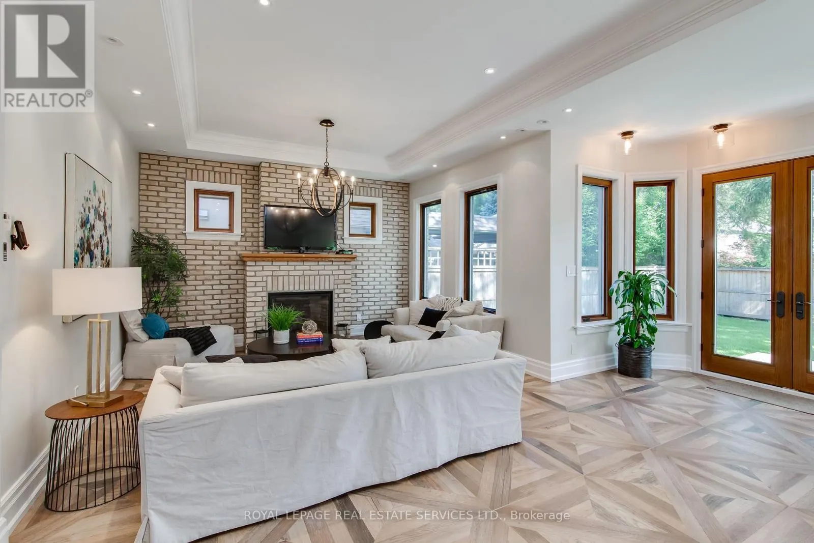 441 ORIOLE PARKWAY