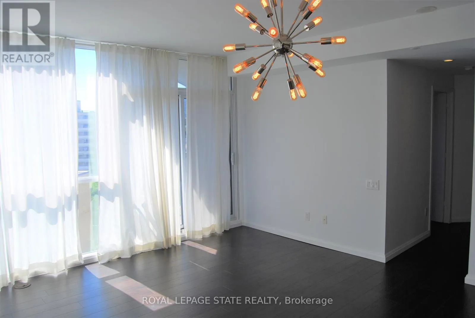 1110 - 45 CHARLES STREET E