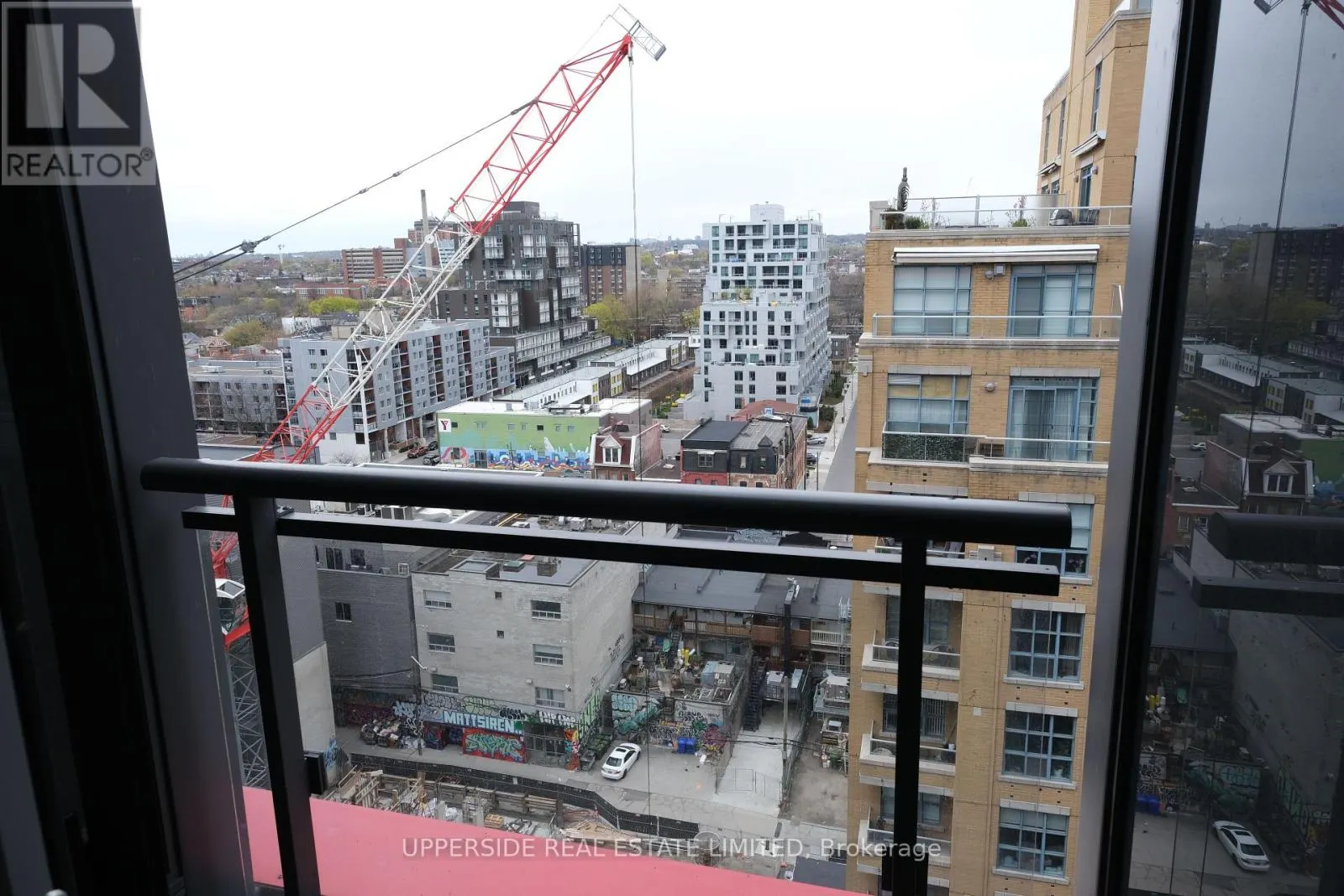 1410 - 435 RICHMOND STREET W