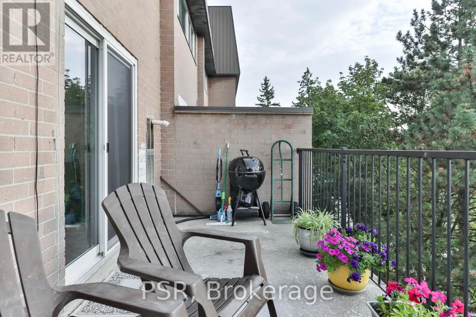 225 - 165 CHEROKEE BOULEVARD