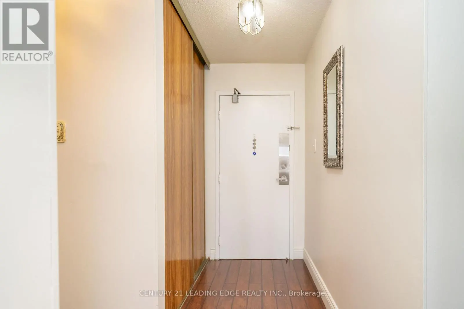 1702 - 45 SUNRISE AVENUE