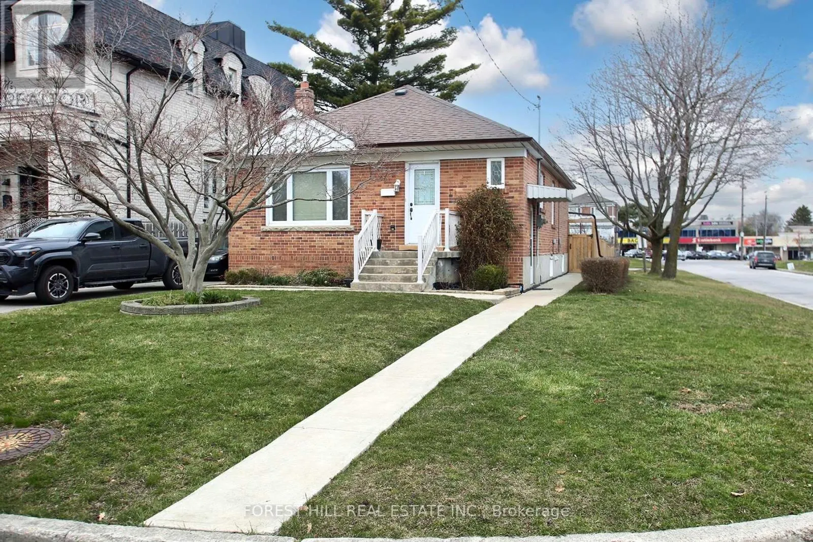 26 ALEXIS BOULEVARD