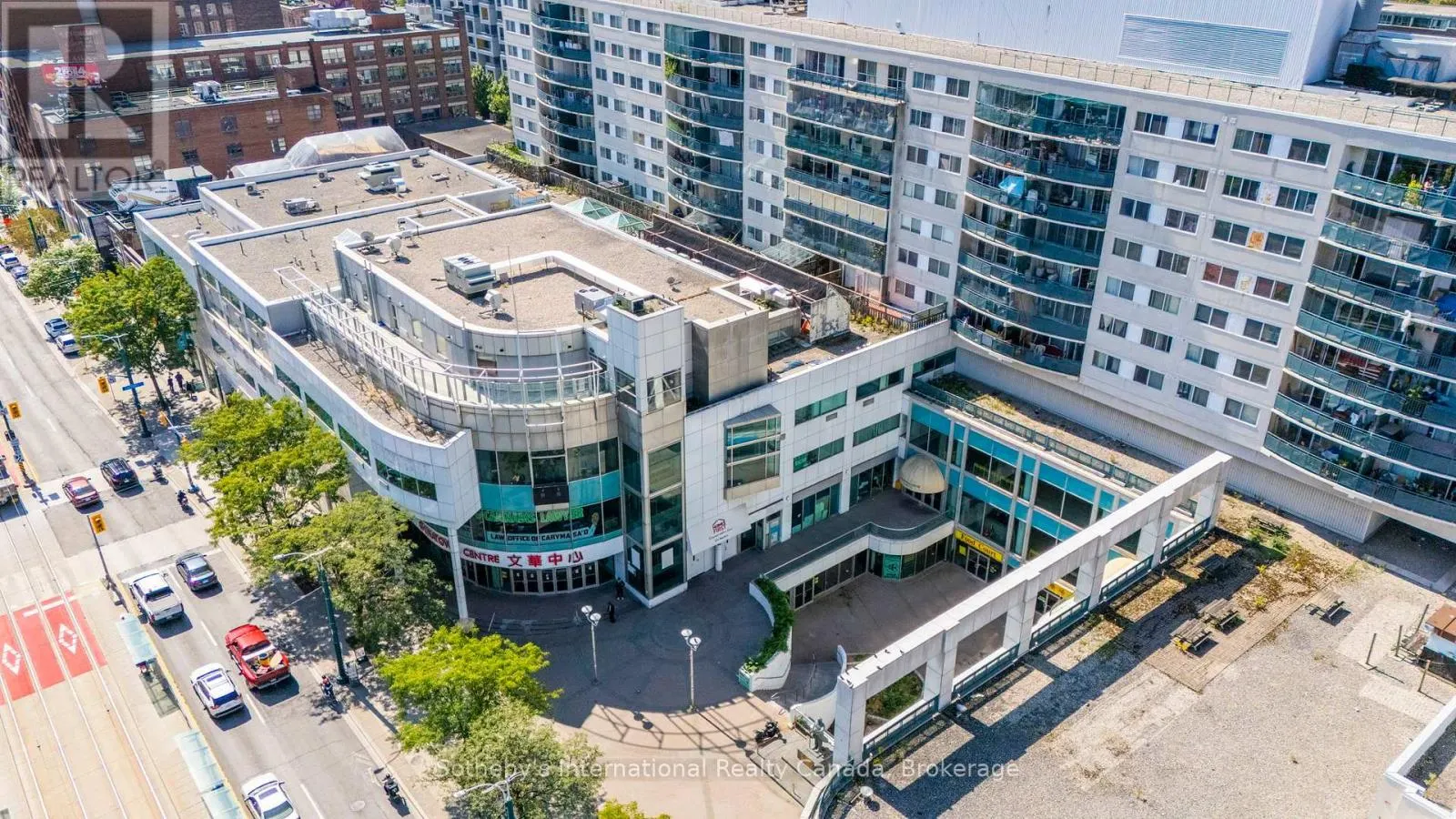 237 - 222 SPADINA AVENUE, #237