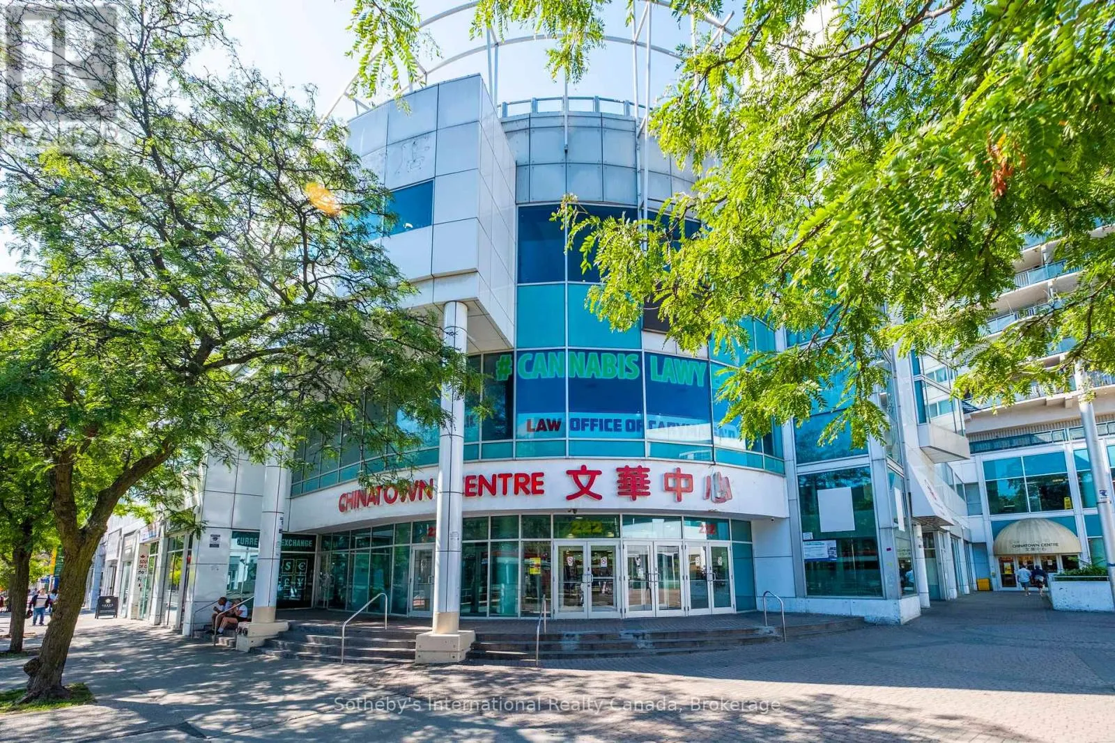 237 - 222 SPADINA AVENUE, #237