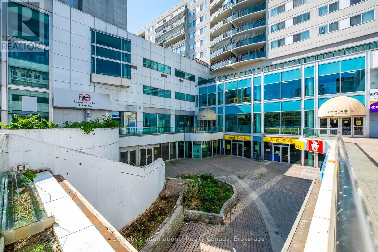 237 - 222 SPADINA AVENUE, #237