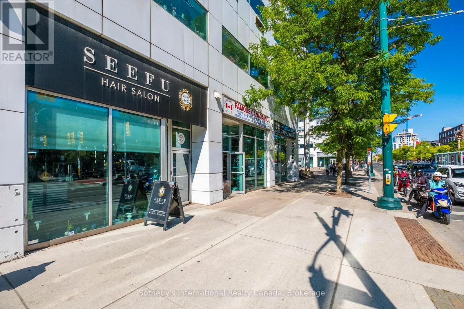 237 - 222 SPADINA AVENUE, #237
