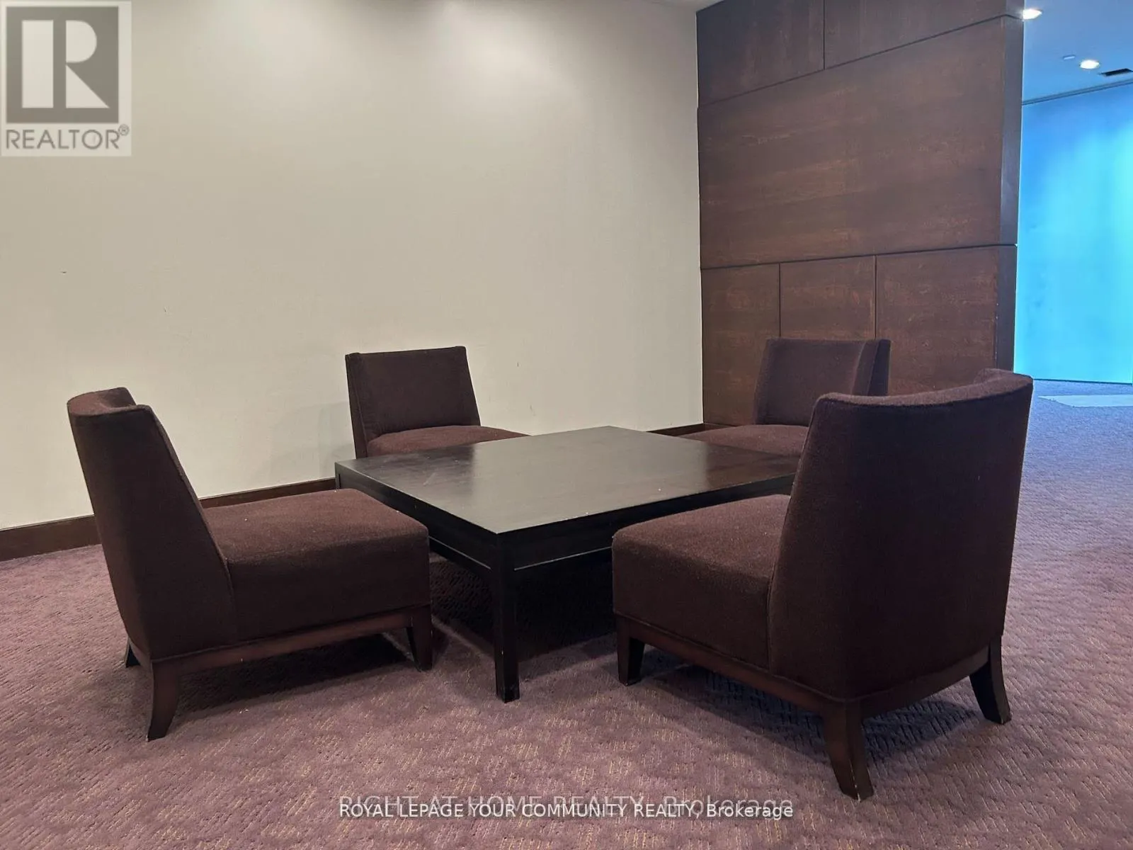 1629 - 15 NORTHTOWN WAY
