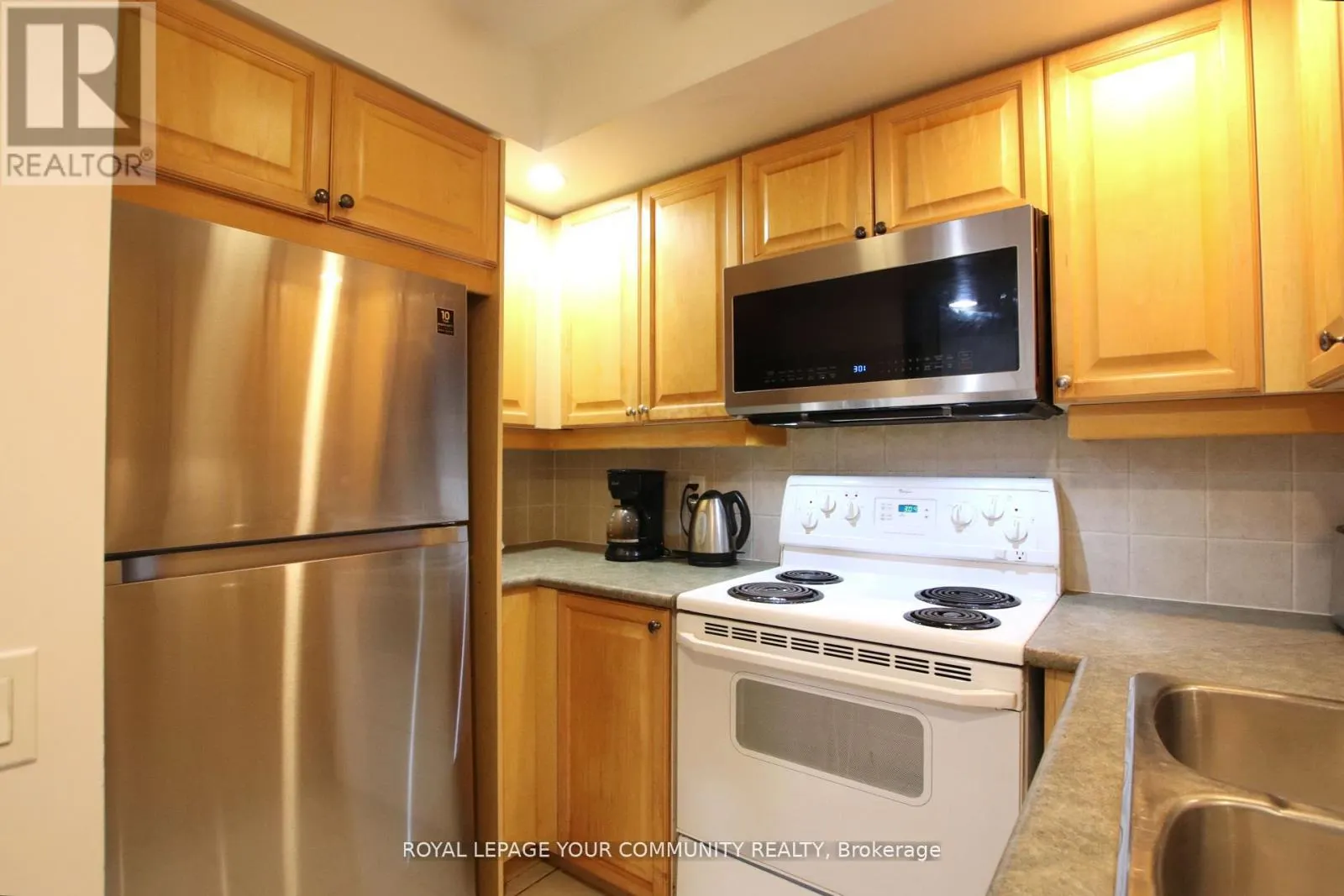1629 - 15 NORTHTOWN WAY
