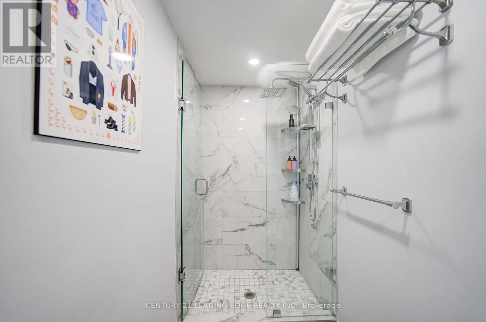 TH302 - 39 SHANK STREET