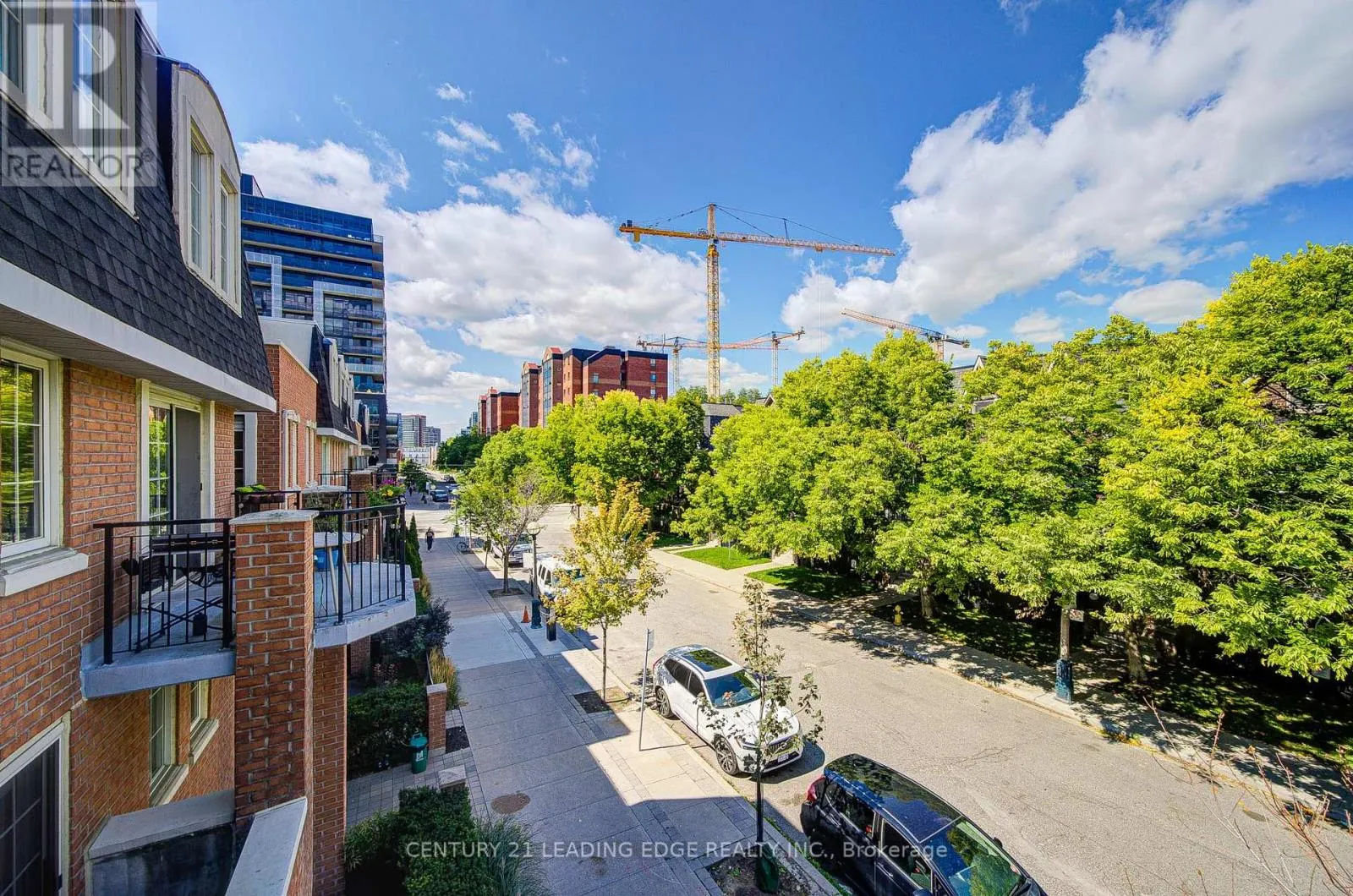 TH302 - 39 SHANK STREET