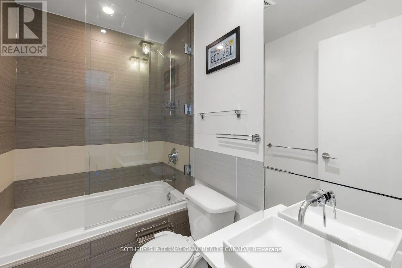 3007 - 8 CHARLOTTE STREET