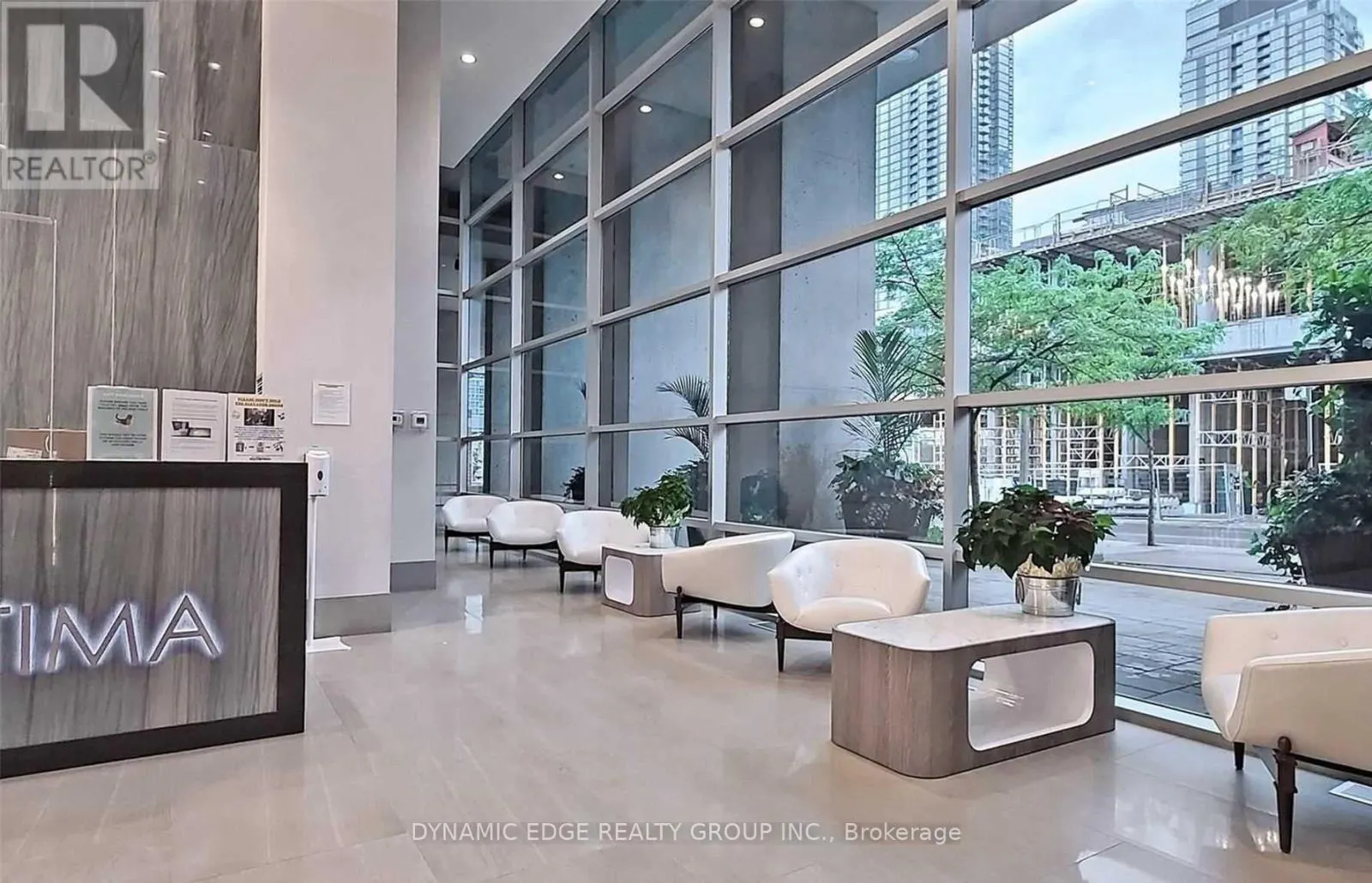 3016 - 81 NAVY WHARF COURT