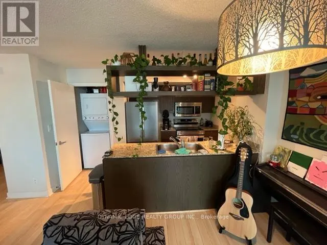 3016 - 81 NAVY WHARF COURT
