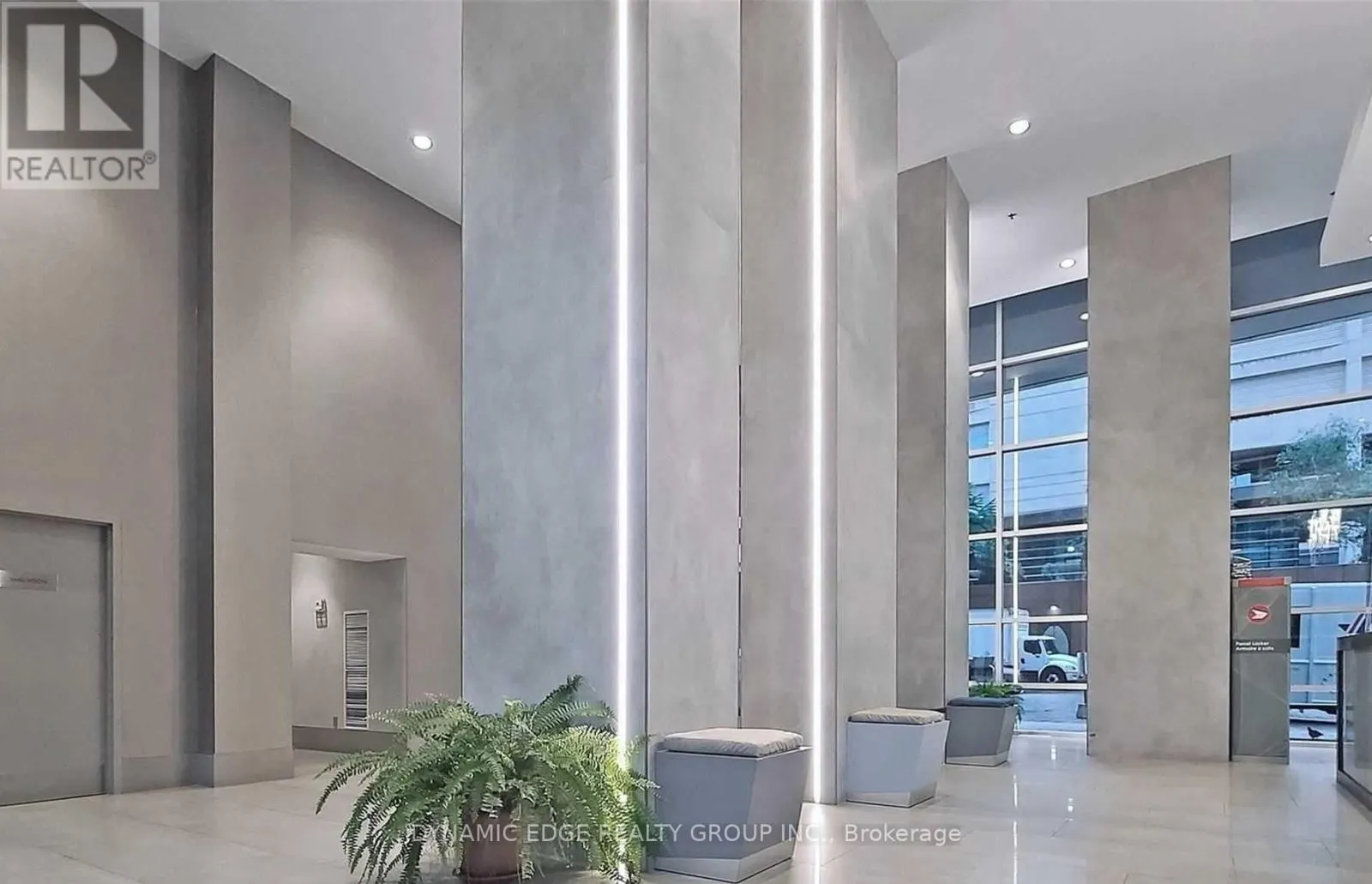 3016 - 81 NAVY WHARF COURT
