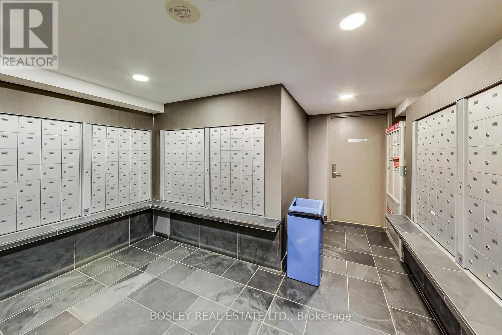 711 - 650 KING STREET W