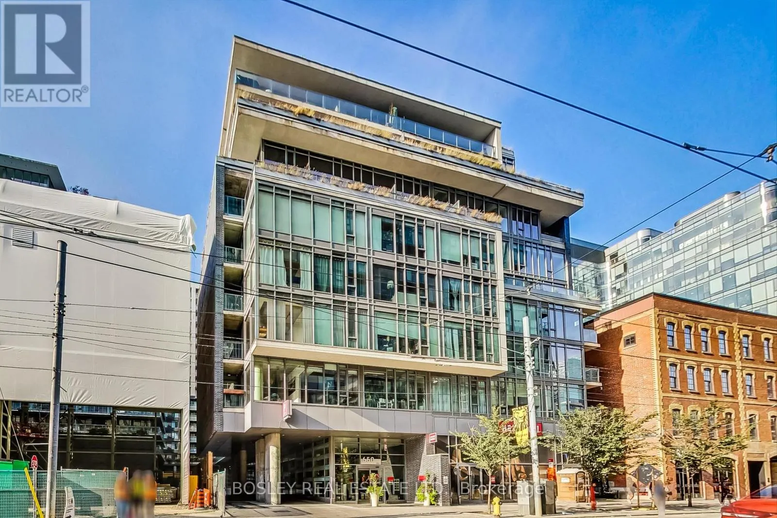 711 - 650 KING STREET W