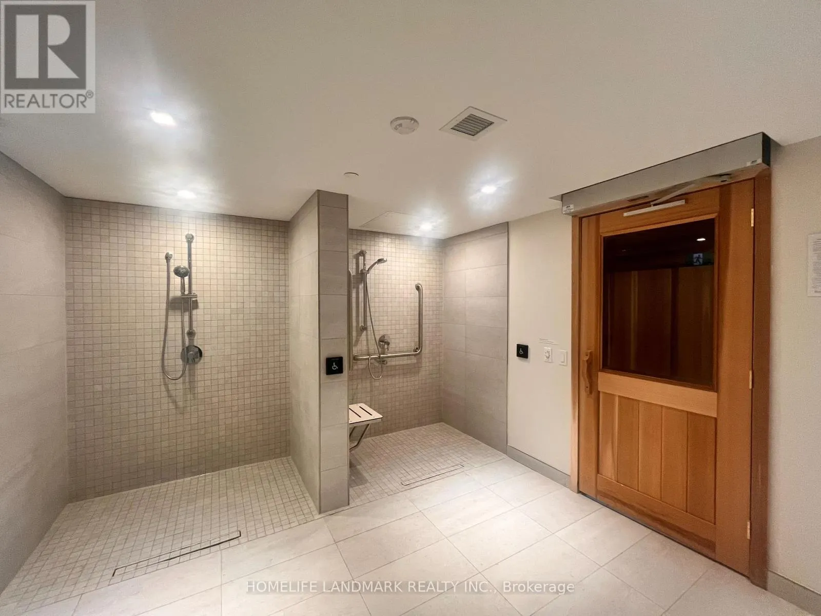 N2007 - 7 GOLDEN LION HEIGHTS