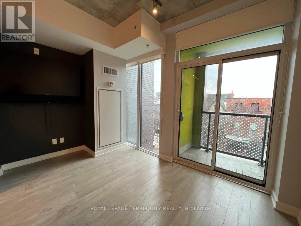 308 - 109 OSSINGTON AVENUE