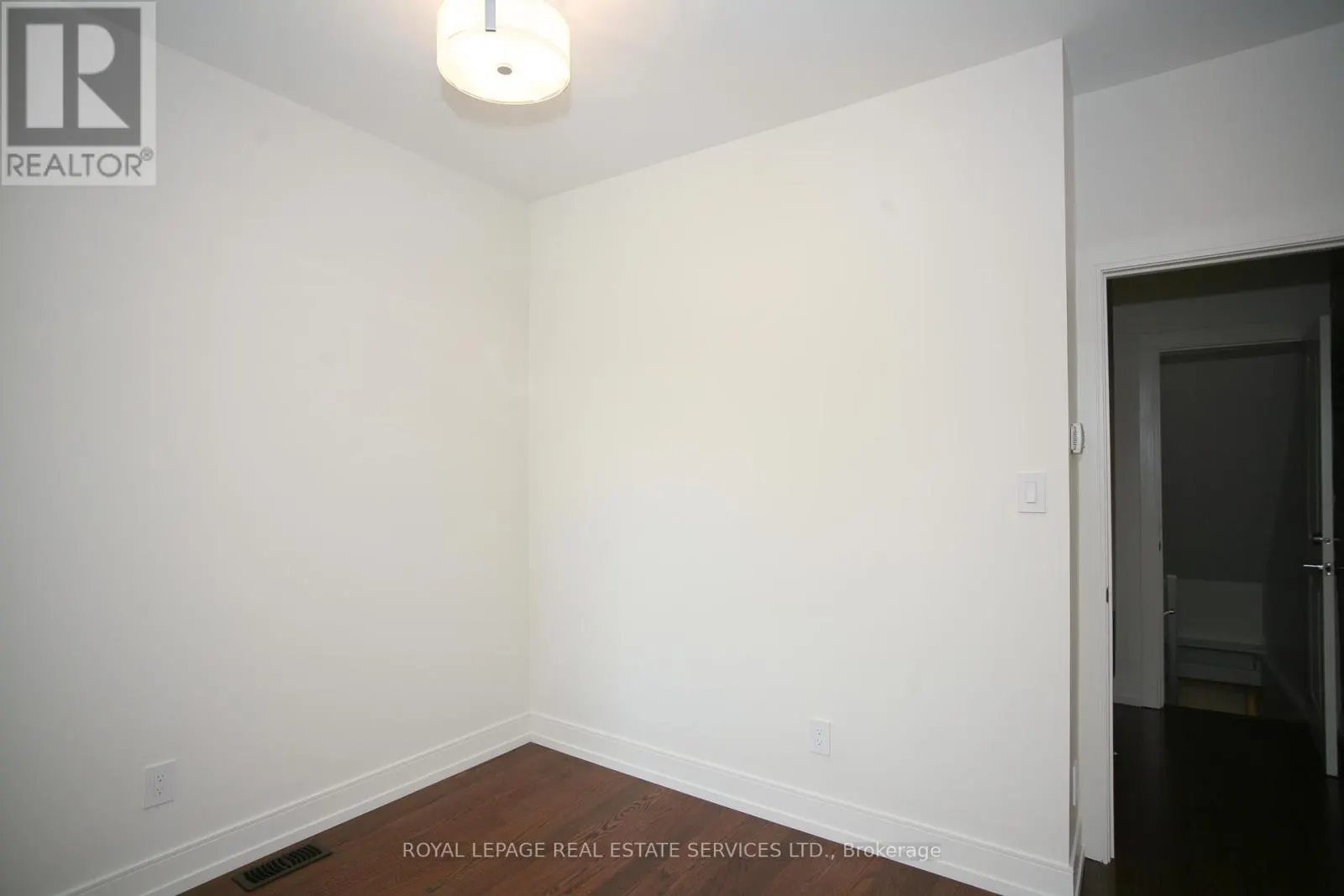 1 - 506 MANNING AVENUE