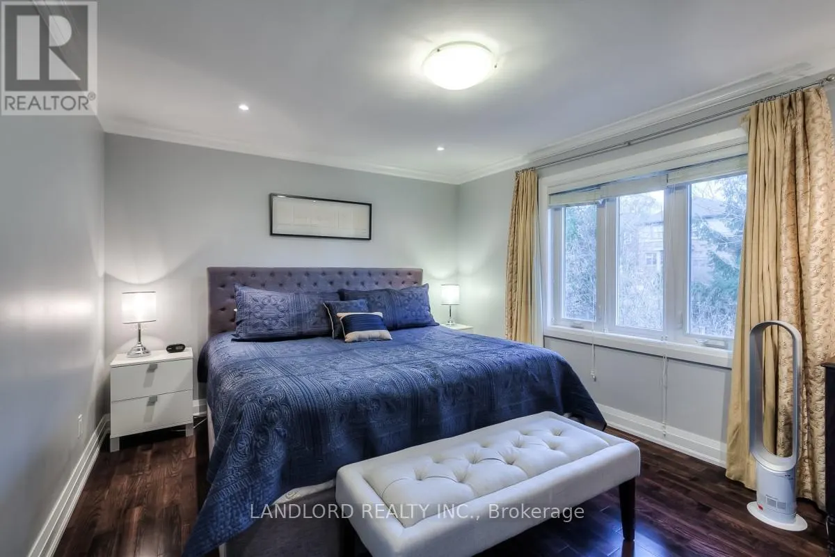 525 RUSSELL HILL ROAD