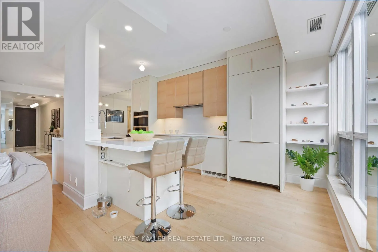 1403 - 10 BELLAIR STREET