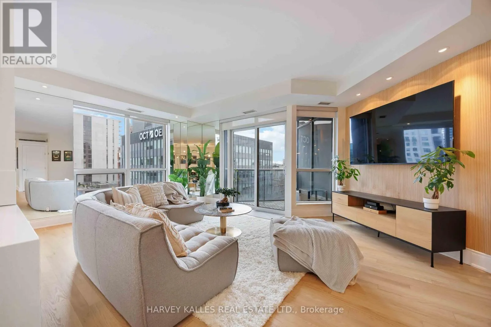 1403 - 10 BELLAIR STREET