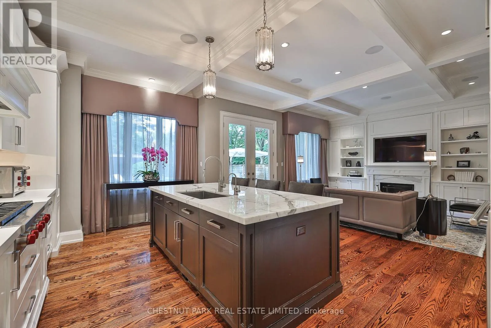 62 HEATH STREET W