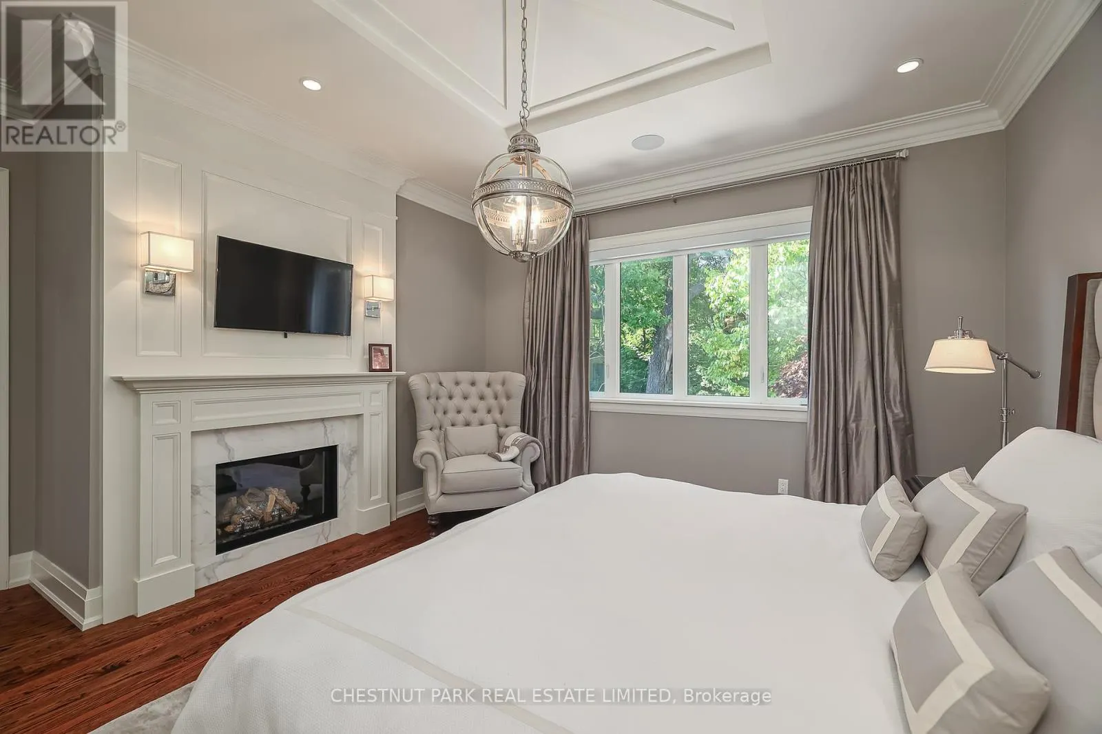 62 HEATH STREET W
